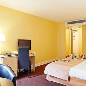 https://auteuil-tour-eiffel.fr-paris.fr